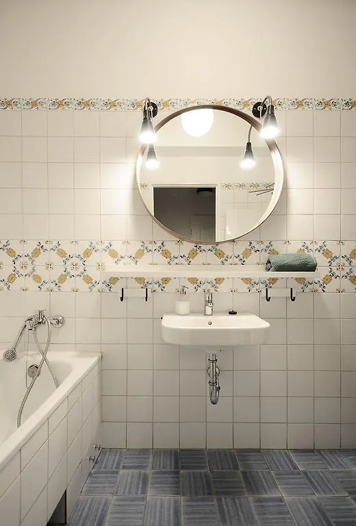 A Place Like Home Apartamenty Wiewiorcza Gdańsk
